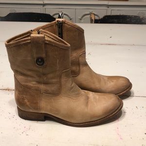 Frye Melissa button short boot